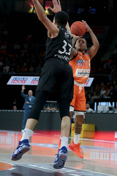 他的不仅在 他的不仅在