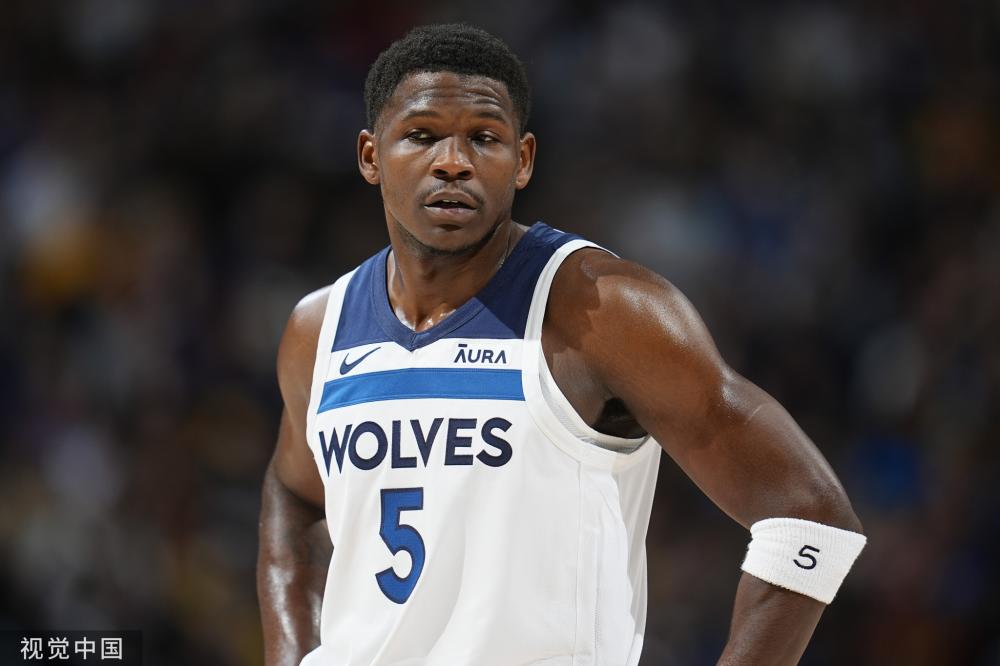 还能更贴近 还能更贴近