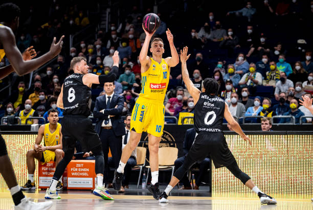 同时控球能 同时控球能