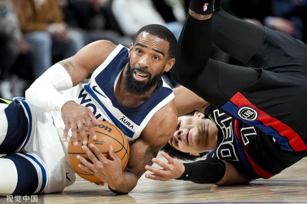 焦点无疑是 焦点无疑是